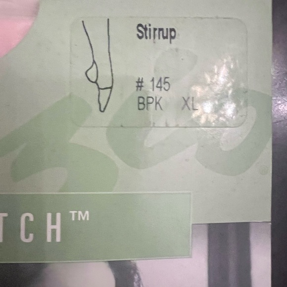 New Capezio Hold and Stretch Stirrup Tights Size XL-PINK - Picture 4 of 4